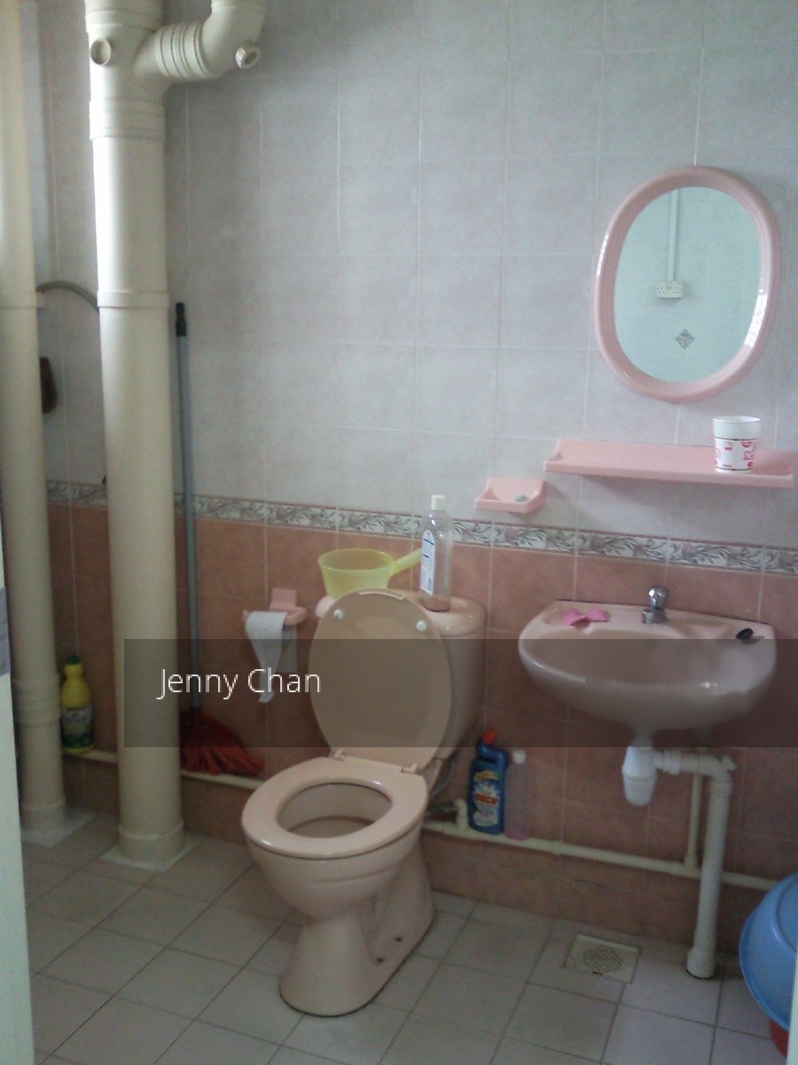 Blk 56 Strathmore Avenue (Queenstown), HDB 4 Rooms #185536072